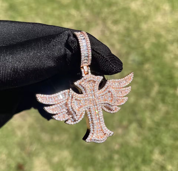 Cross pendant