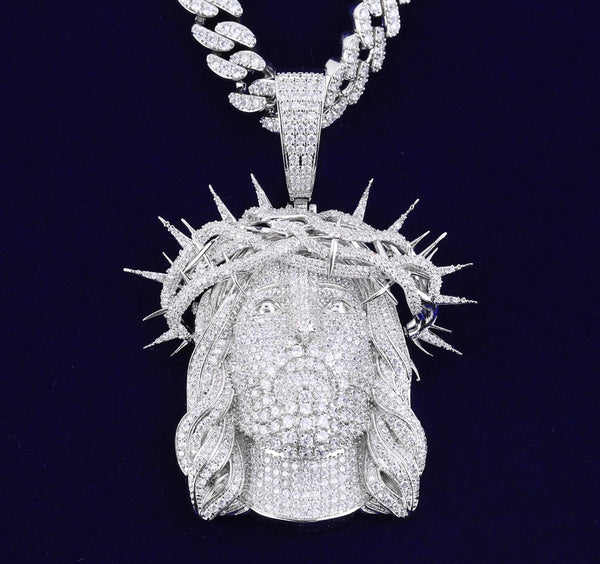 Jesus pendant